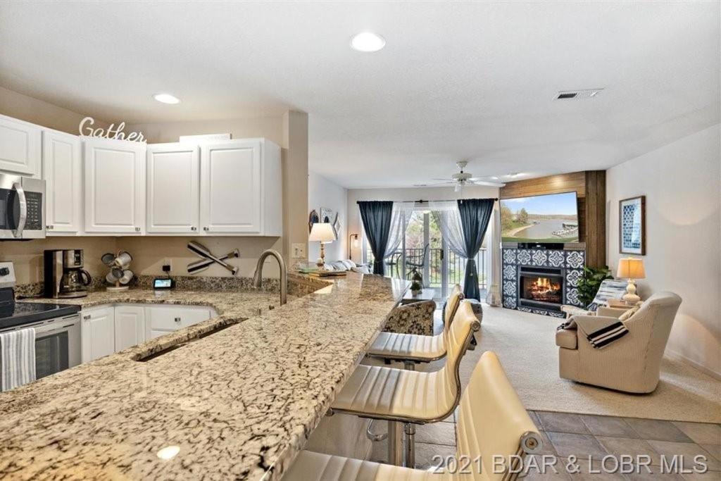 Family Fun Lakefront Condo At Parkview Bay Osage Beach Kültér fotó