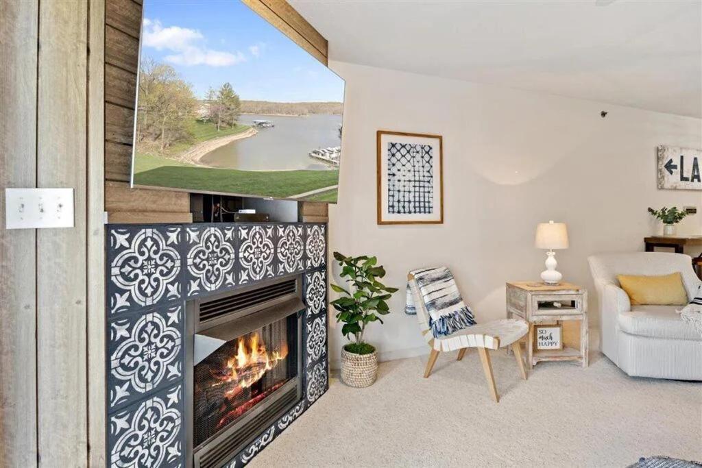 Family Fun Lakefront Condo At Parkview Bay Osage Beach Kültér fotó